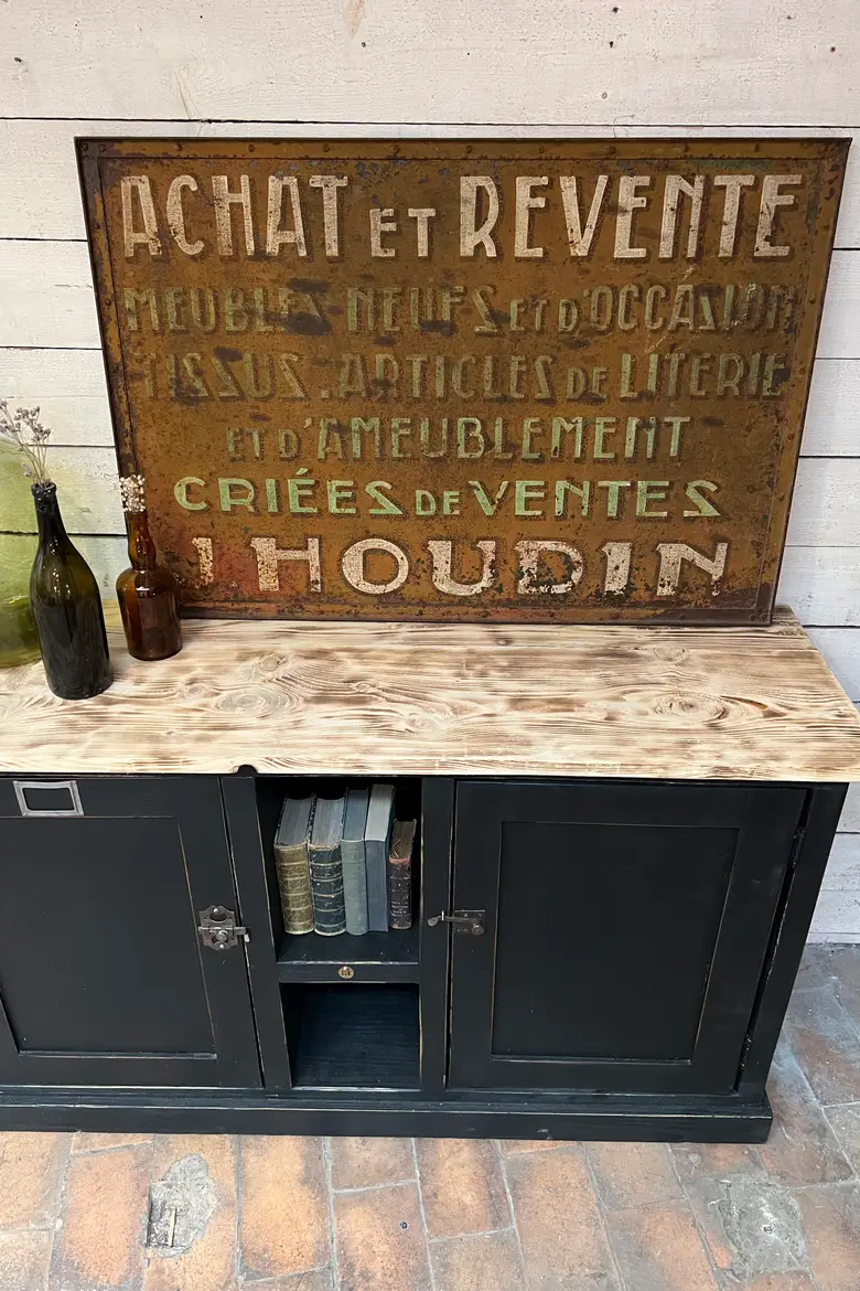 Grand meuble d’atelier