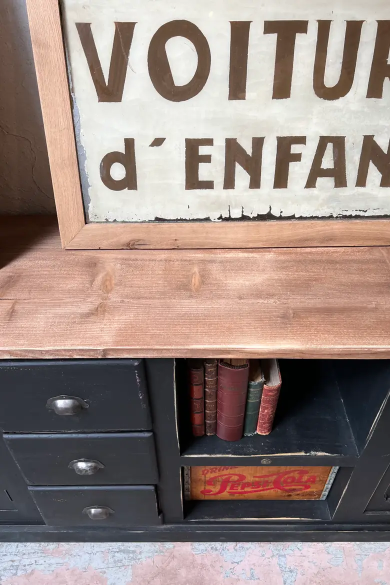 Grand meuble d’atelier