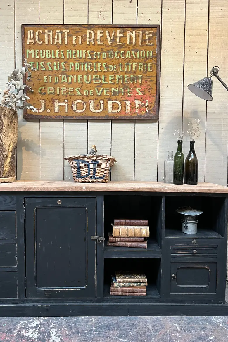 Grand meuble d’atelier