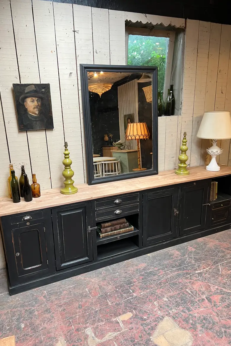 Grand meuble d’atelier