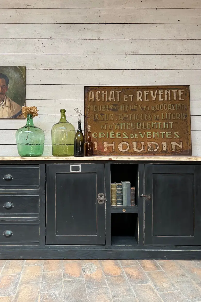 Grand meuble d’atelier