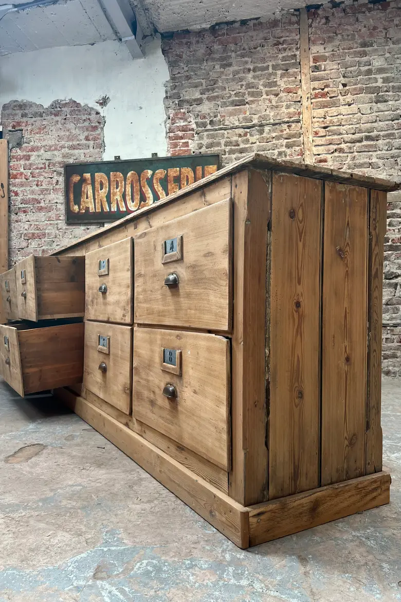 Grand meuble d’atelier – Début XXe siècle