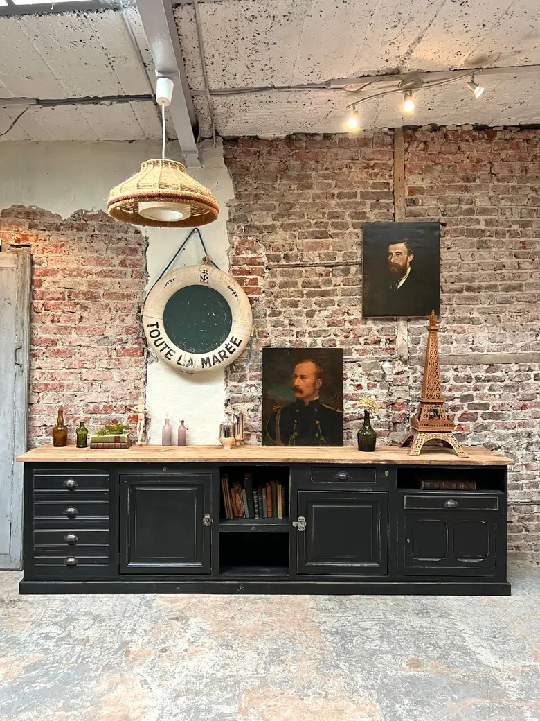 Grand meuble d’atelier en bois