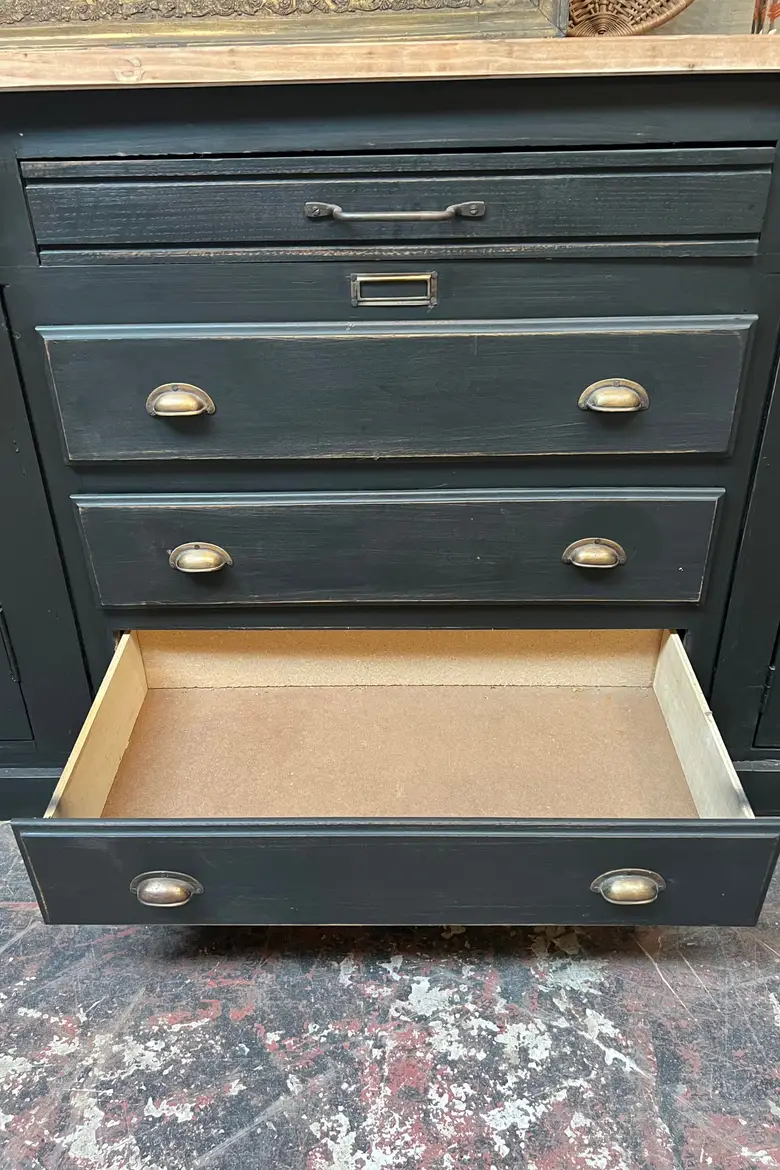 Grand meuble d’atelier en bois
