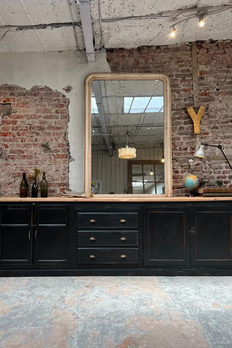 Grand meuble d’atelier en bois