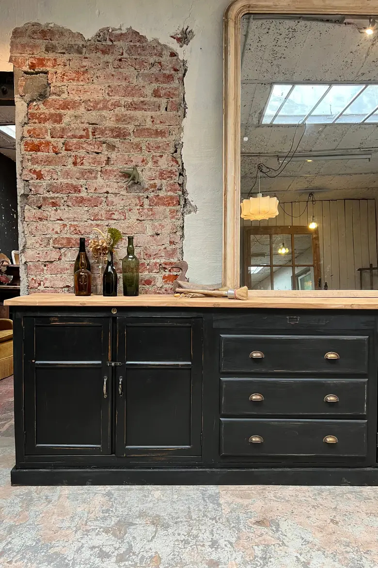 Grand meuble d’atelier en bois
