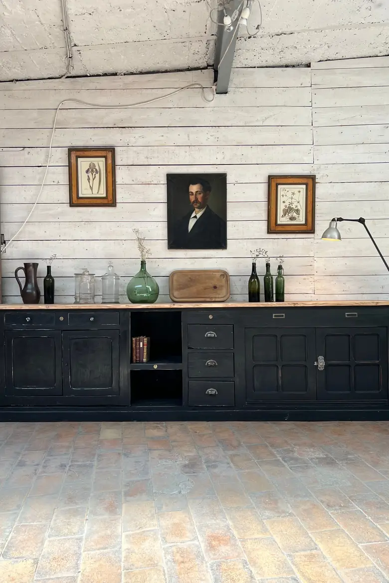 Grand meuble d’atelier en bois