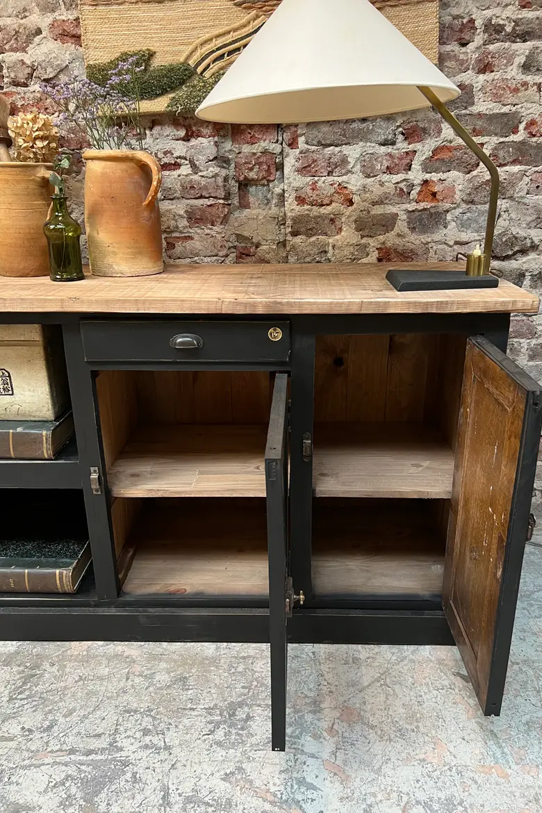 Grand meuble d’atelier en bois