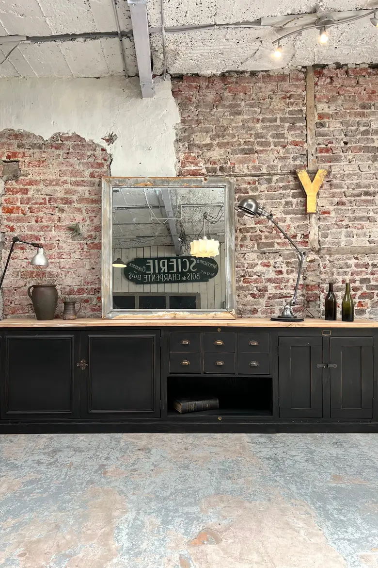 Grand meuble d’atelier en bois