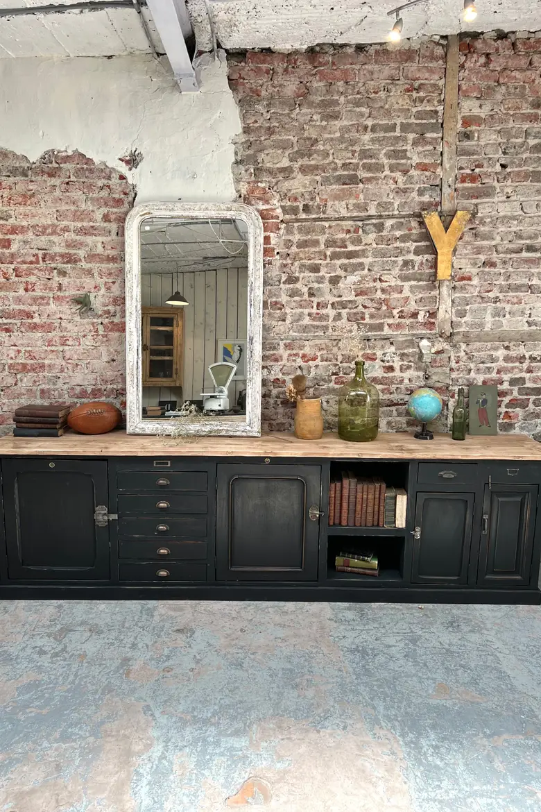 Grand meuble d’atelier en bois