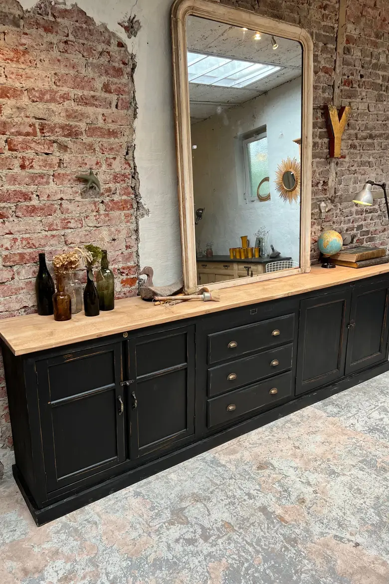 Grand meuble d’atelier en bois