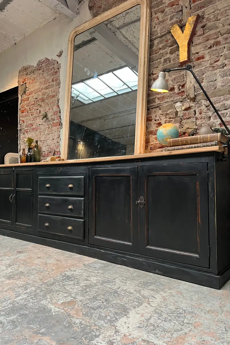Grand meuble d’atelier en bois