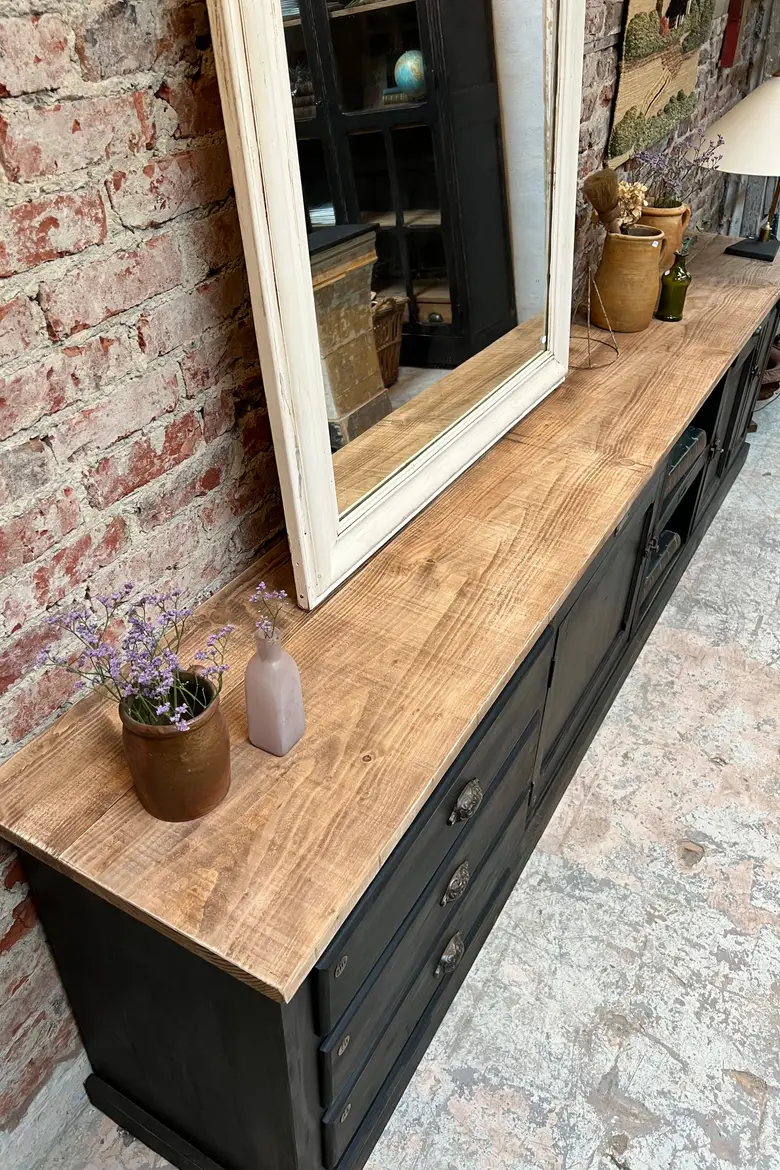 Grand meuble d’atelier en bois