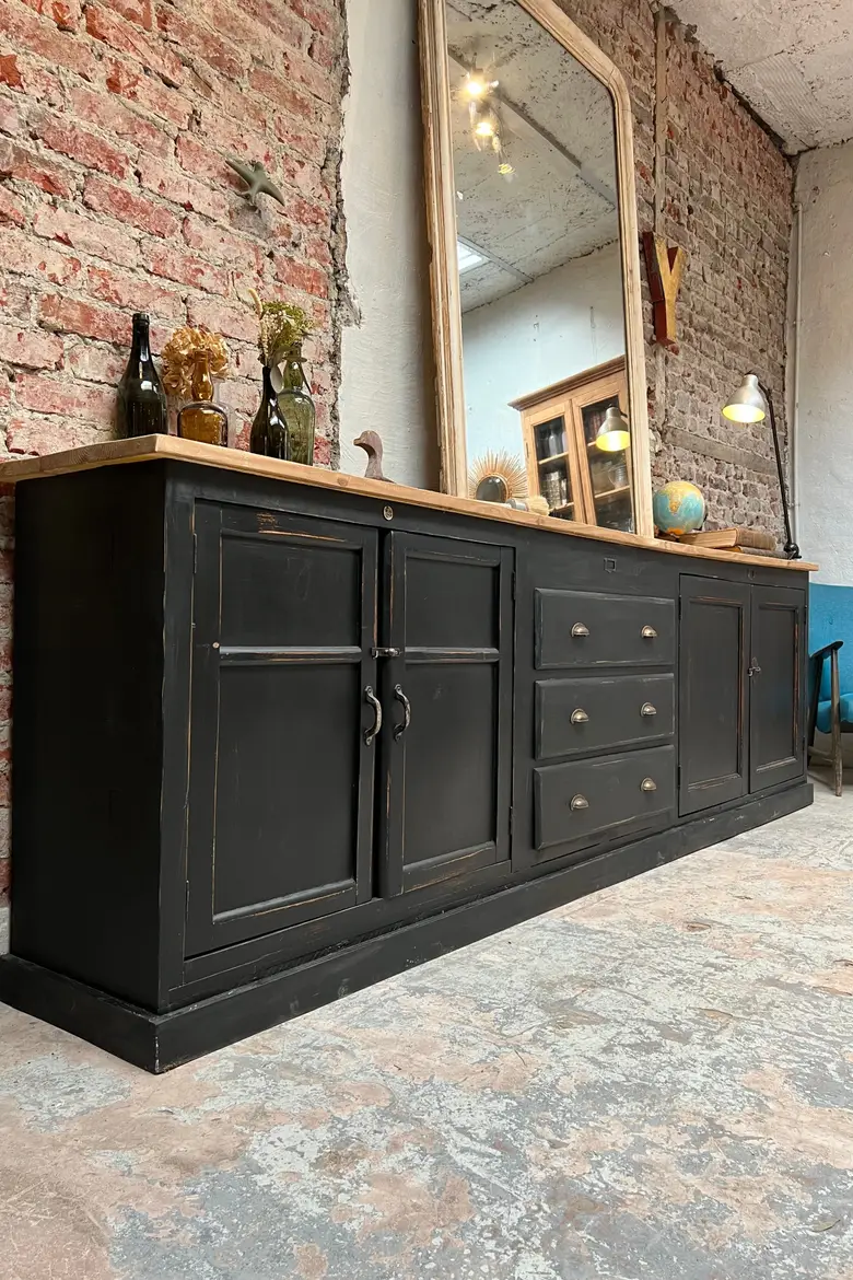 Grand meuble d’atelier en bois