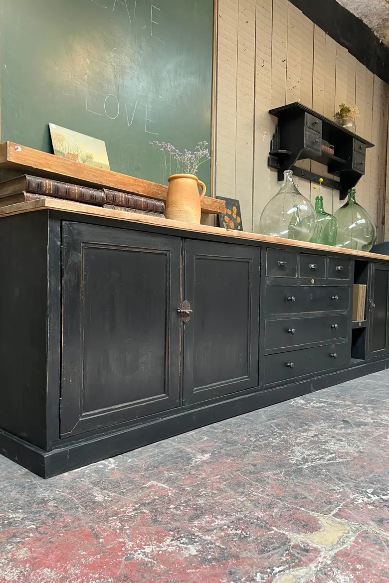 Grand meuble d’atelier en bois