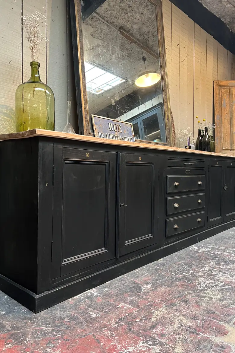 Grand meuble d’atelier en bois