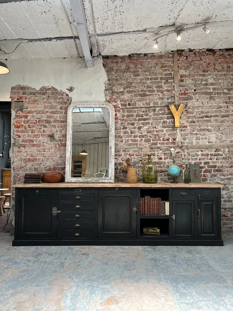 Grand meuble d’atelier en bois