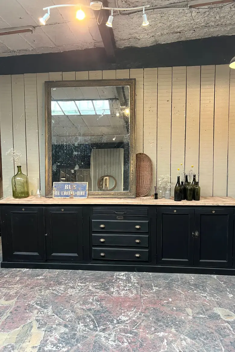 Grand meuble d’atelier en bois