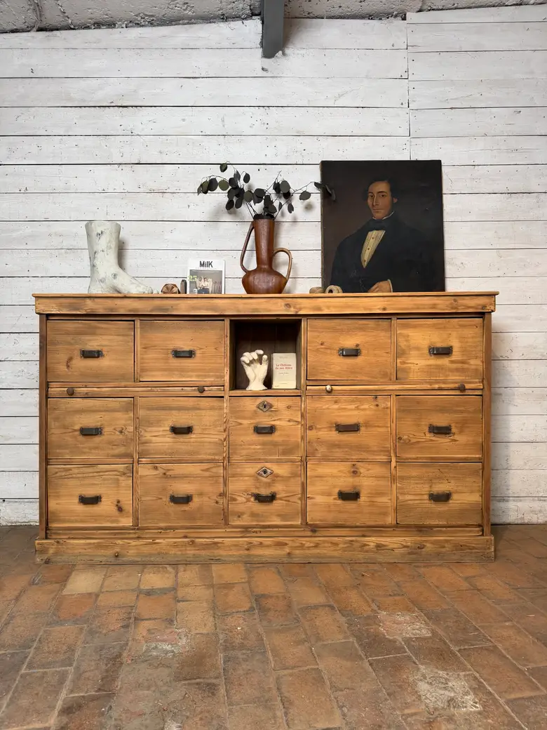 Grand meuble d’atelier en sapin – Début XXe siècle