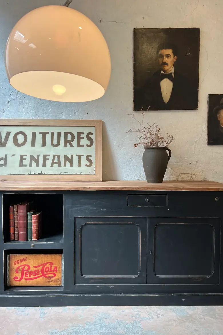 Grand meuble d’atelier