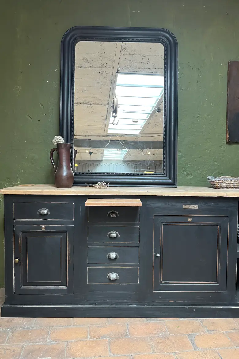 Grand meuble d’atelier