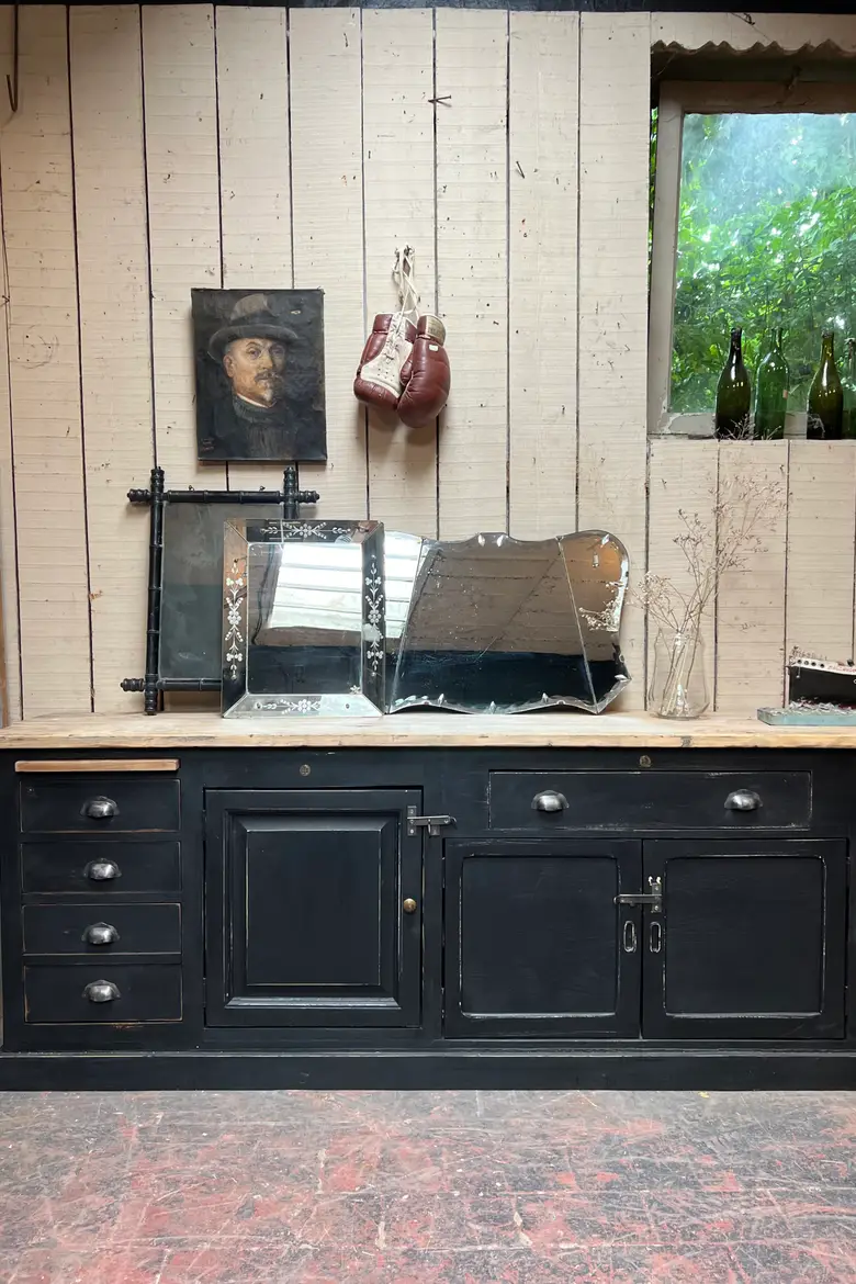 Grand meuble d’atelier