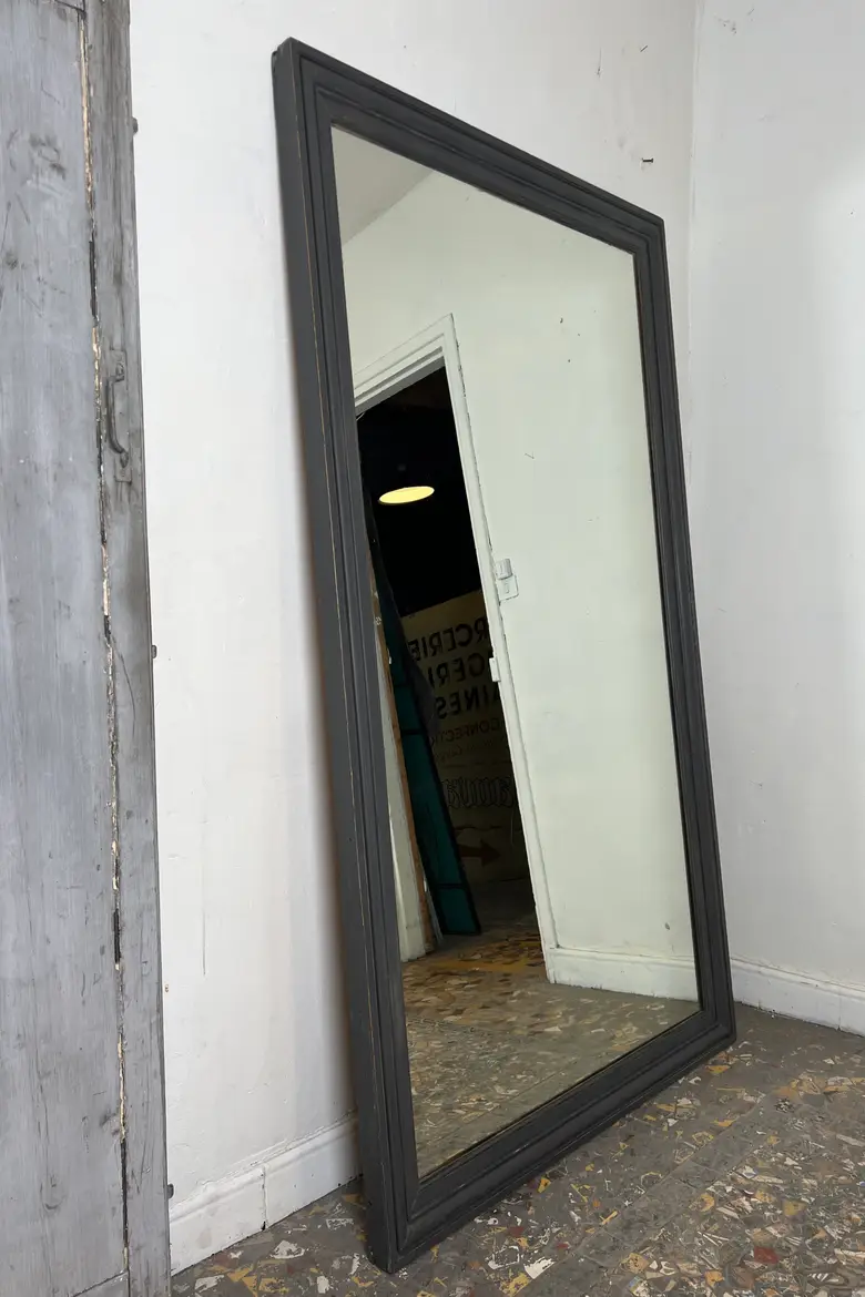 Grand miroir ancien