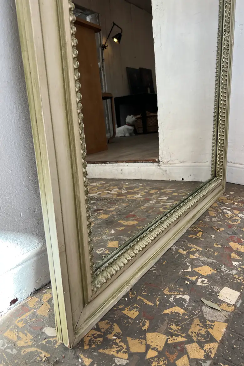 Grand miroir ancien à la patine verte – Années 60