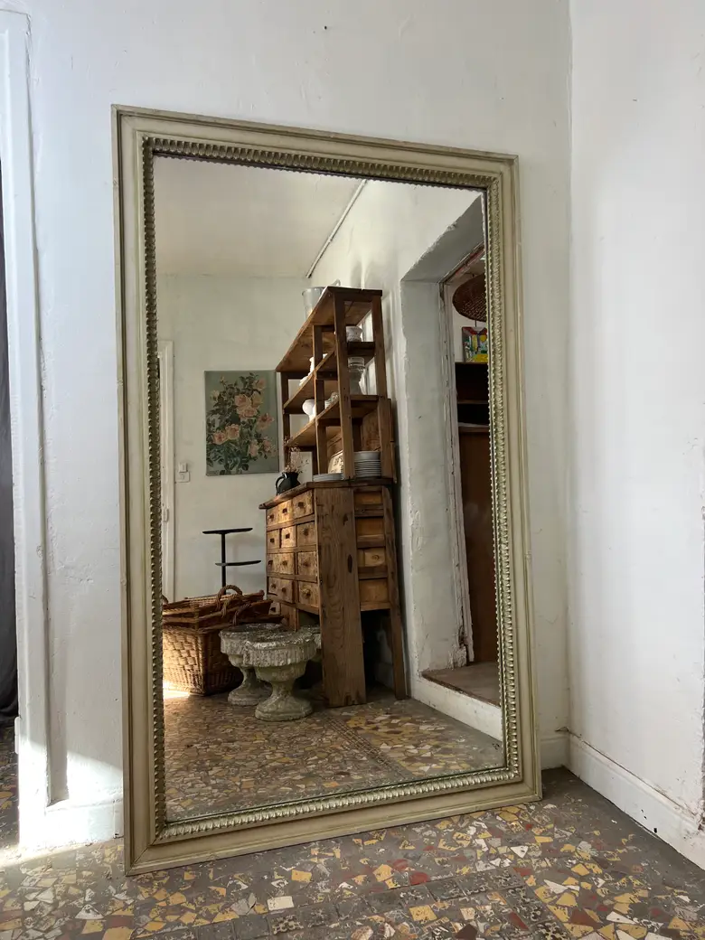 Grand miroir ancien à la patine verte – Années 60