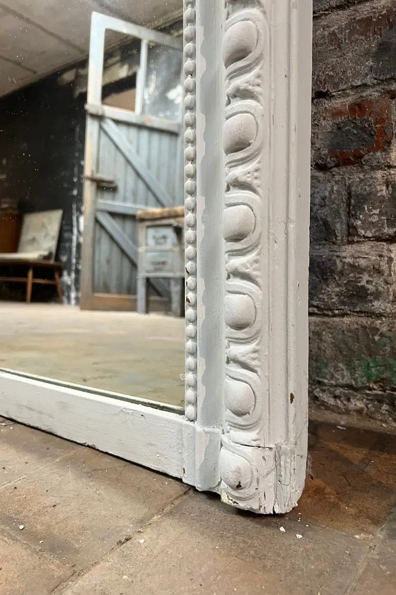 Grand miroir de style Directoire XIXème