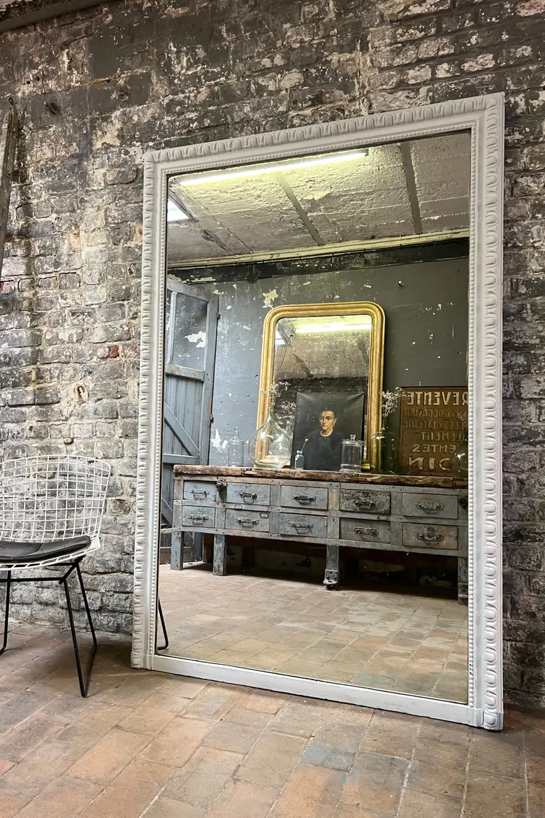 Grand miroir de style Directoire XIXème