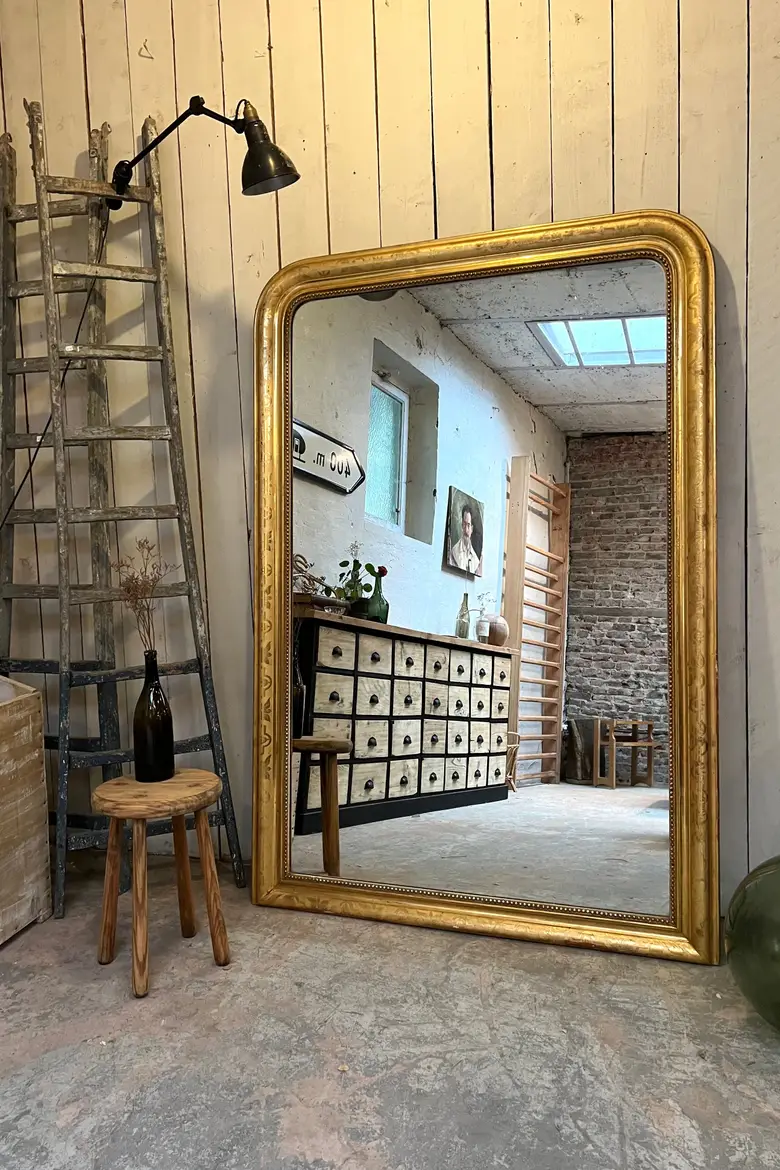 Grand miroir doré de style Louis Philippe XIXème