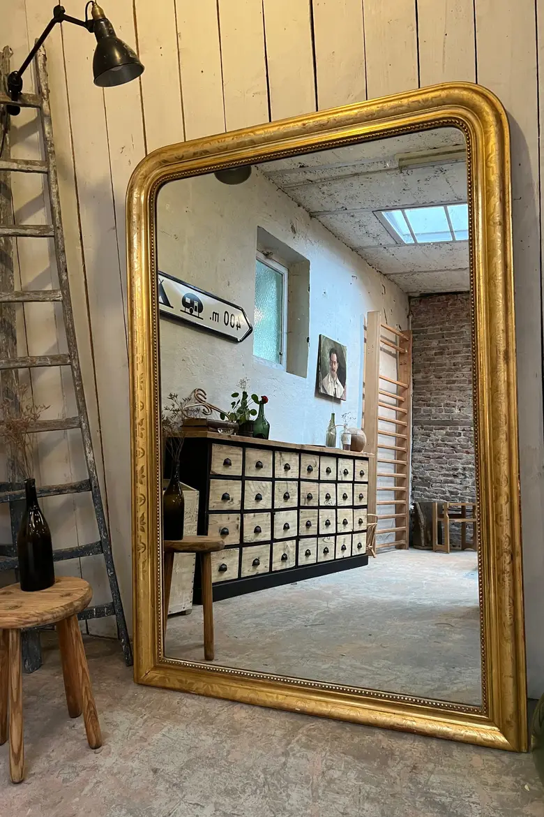 Grand miroir doré de style Louis Philippe XIXème