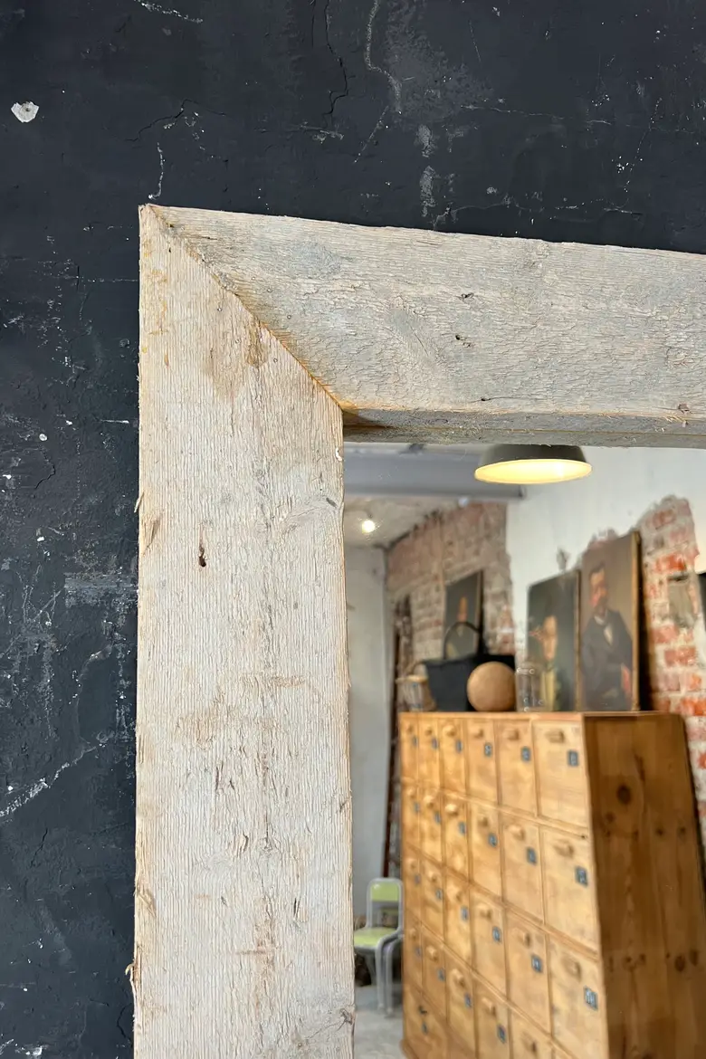 Grand miroir en bois