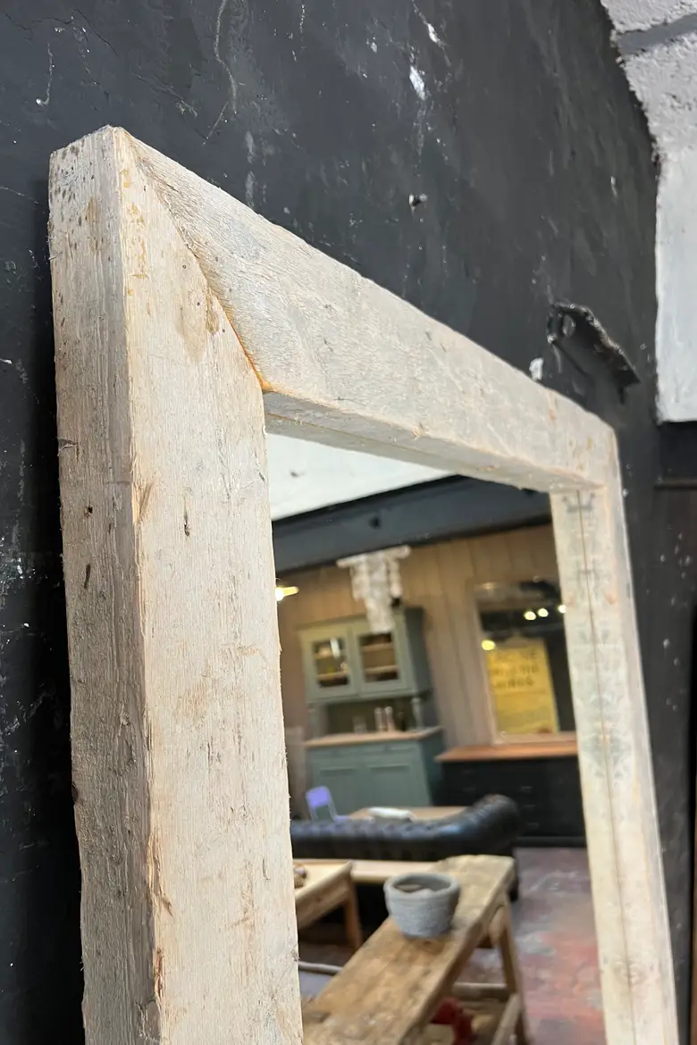 Grand miroir en bois