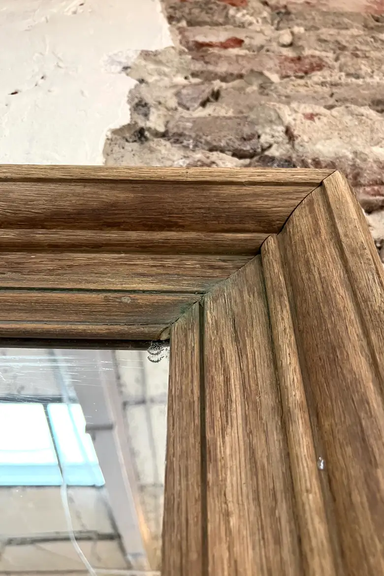 Grand miroir en chêne