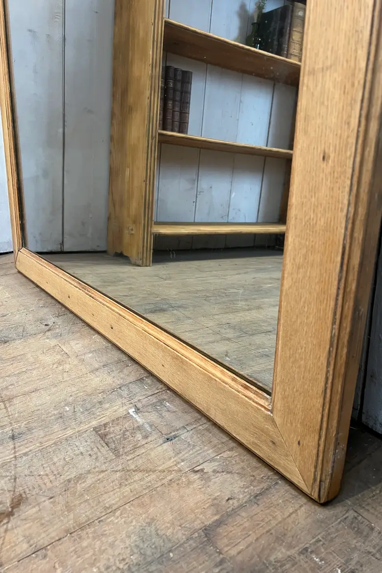 Grand miroir en chêne