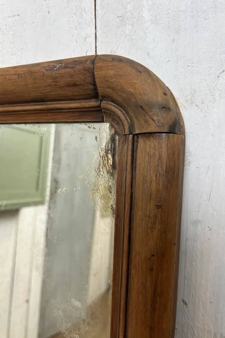 Grand miroir en noyer
