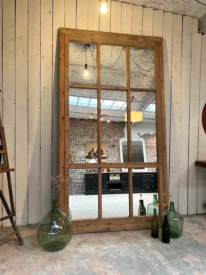Grand miroir en sapin Début XXème