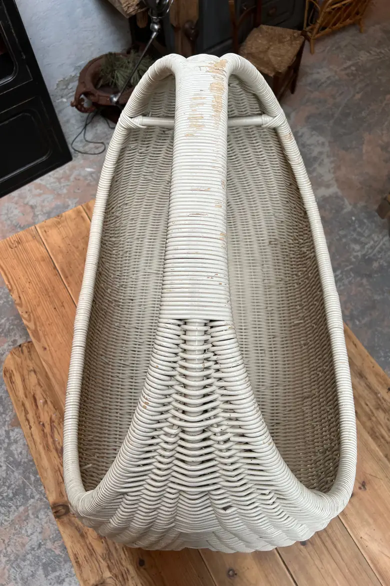Grand panier en rotin Années 90