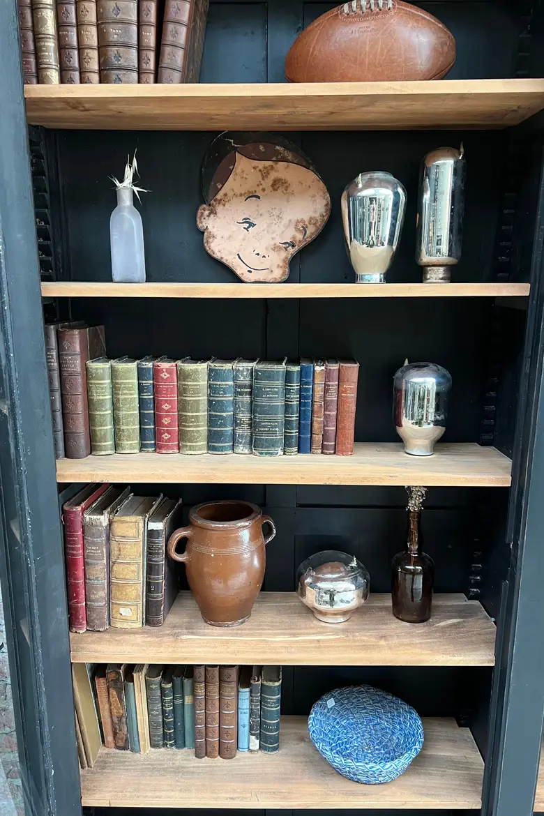 Grande bibliothèque de magasin en bois Début XXème