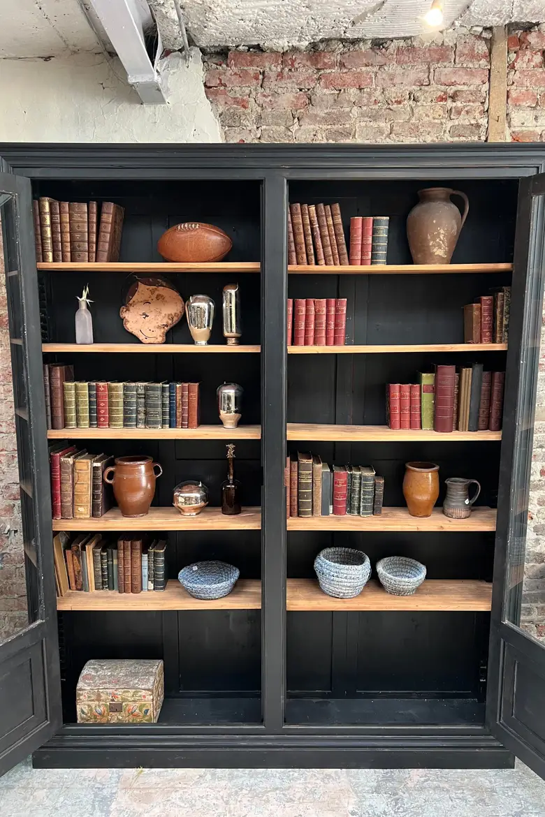 Grande bibliothèque de magasin en bois Début XXème