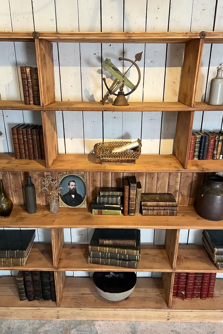 Grande étagère bibliothèque