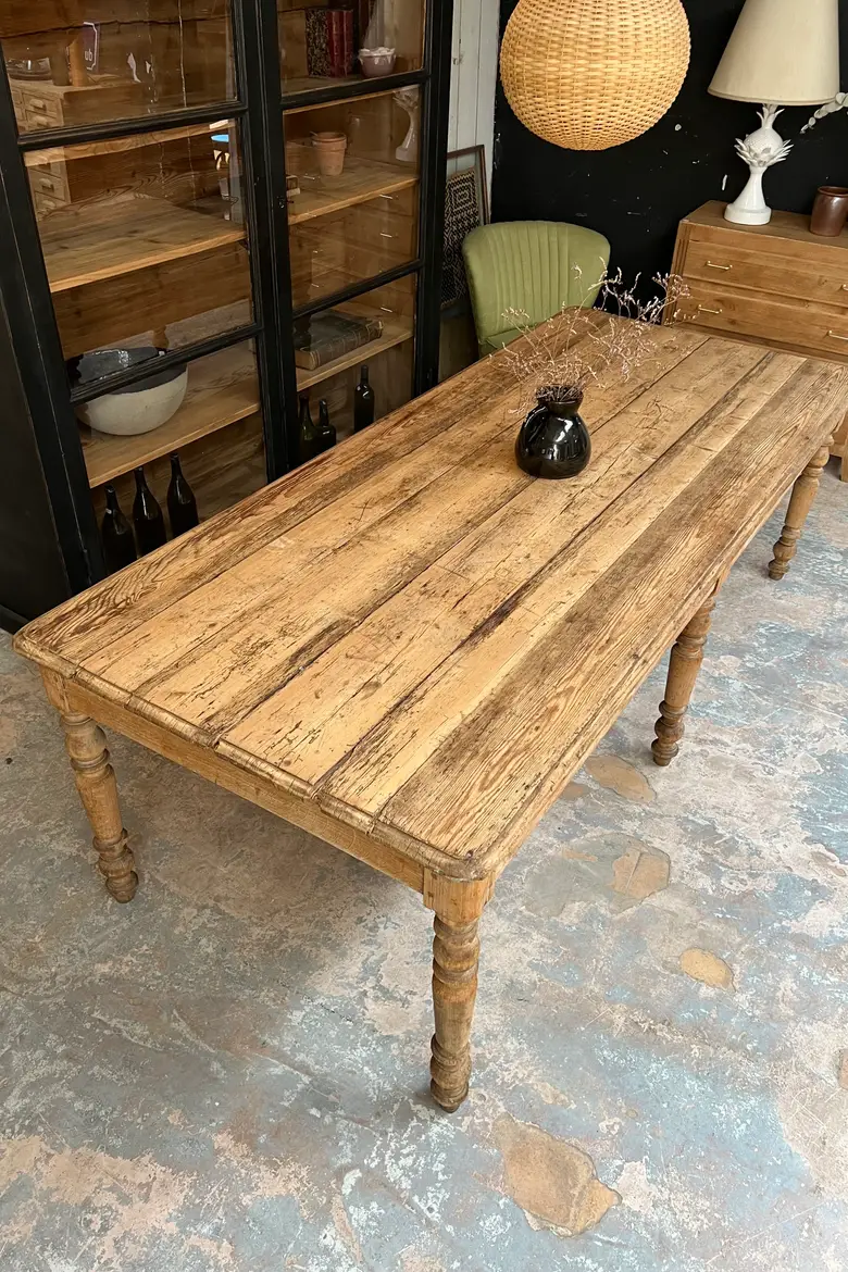 Grande table 6 pieds en sapin Début XXème