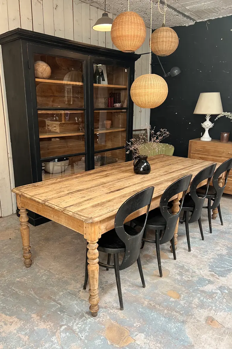 Grande table 6 pieds en sapin Début XXème