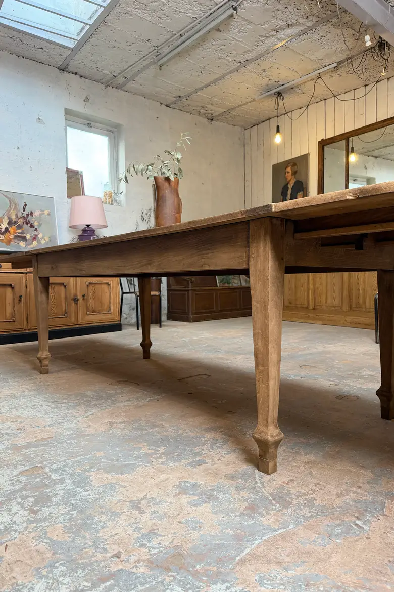 Grande table à rallonges en chêne — début XXe