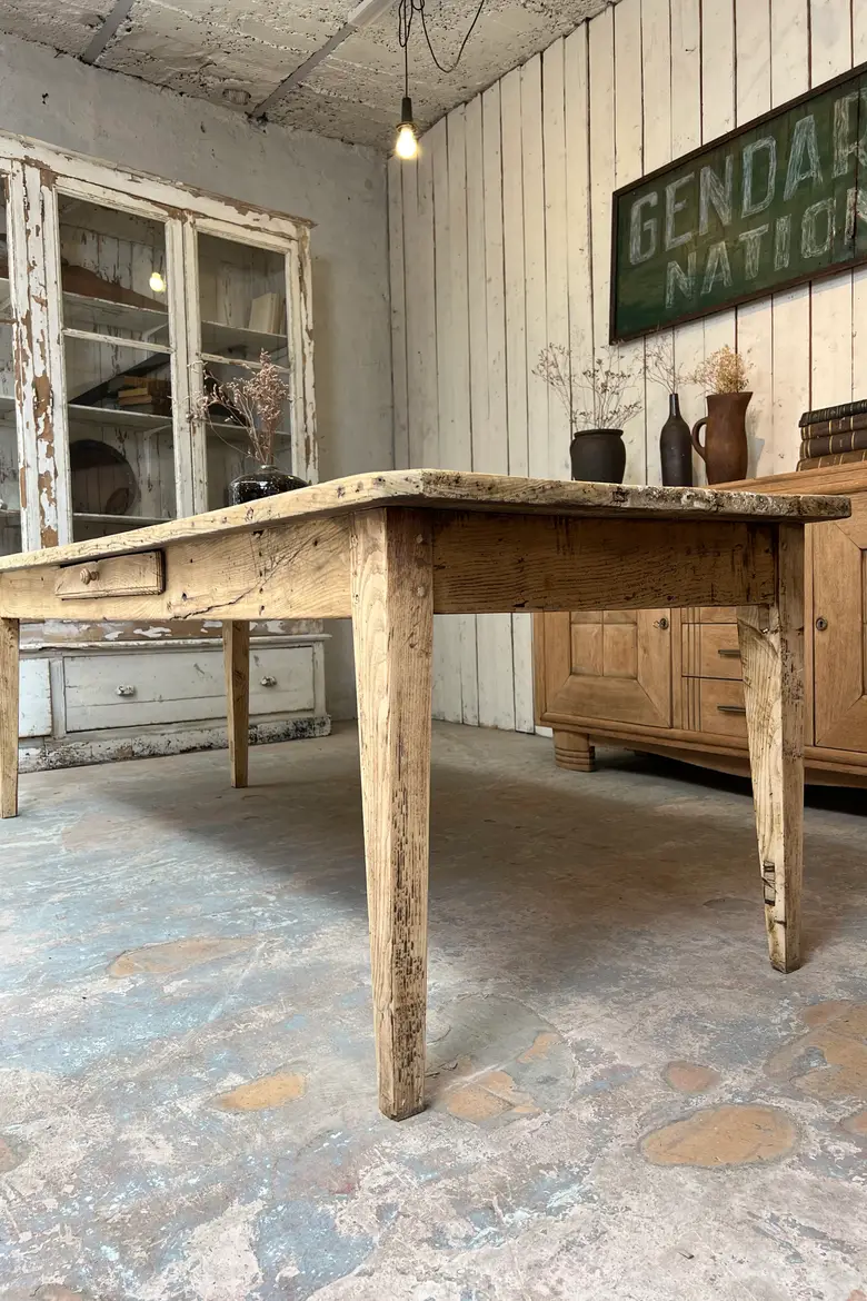 Grande table ancienne en frêne - XIXe siècle