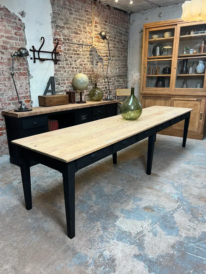 Grande table d’atelier