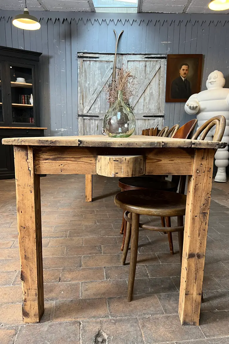 Grande table d’atelier