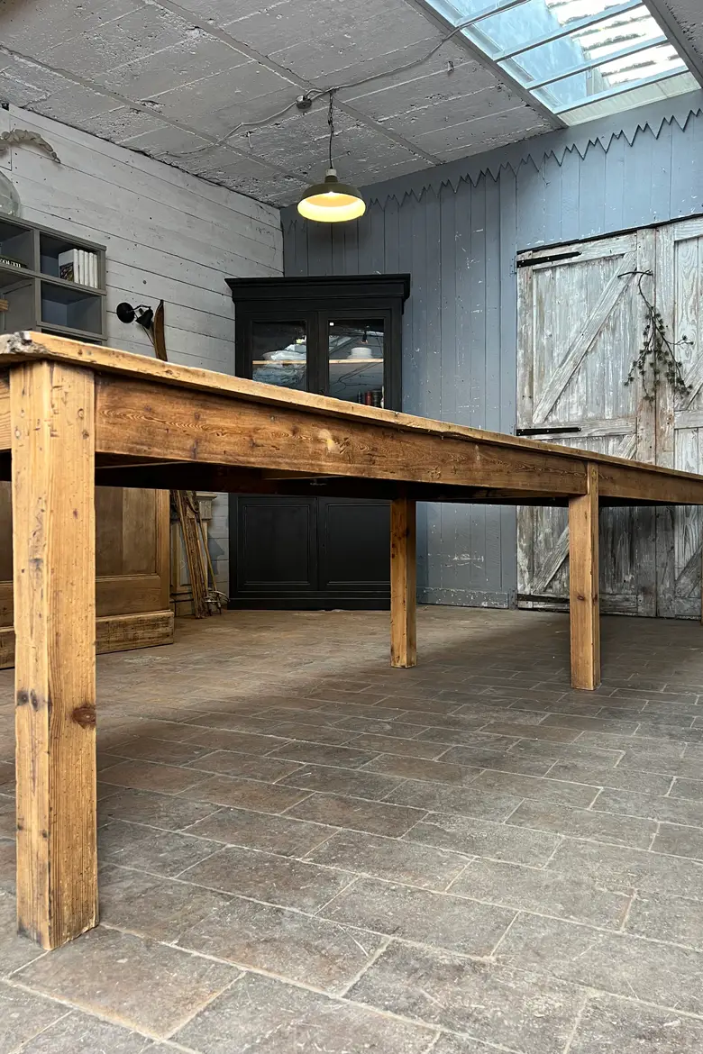 Grande table d’atelier